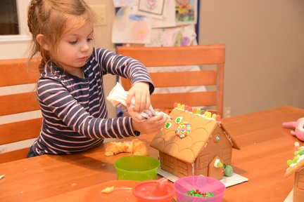 Gingerbread Houses4